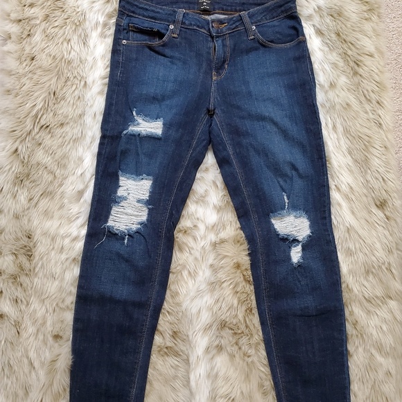 just black distressed jeans